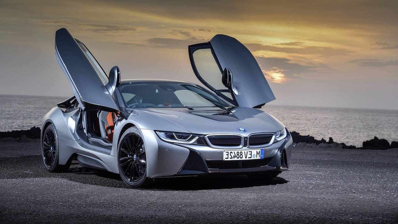 5 Tips Memilih Karpet Mobil Untuk BMW i8